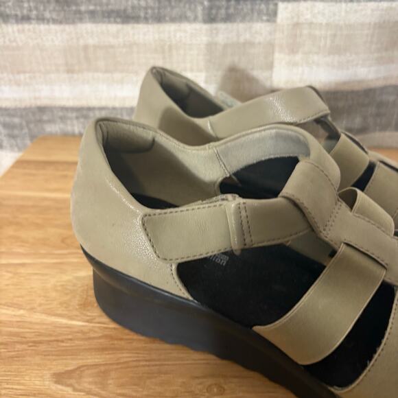 Cloudsteppers By Clarks Tan Wedges Size 9 - Picture 6 of 10